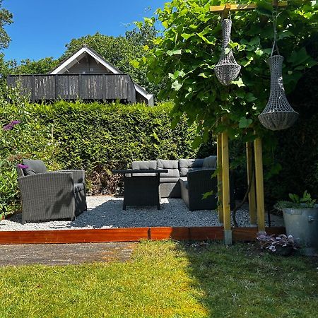 Dubbele Chalet Op Recreatiepark Topparken Op De Veluwe In Beekbergen Met Grote Vrije Tuin En Eigen Parkeerplaats Екстер'єр фото