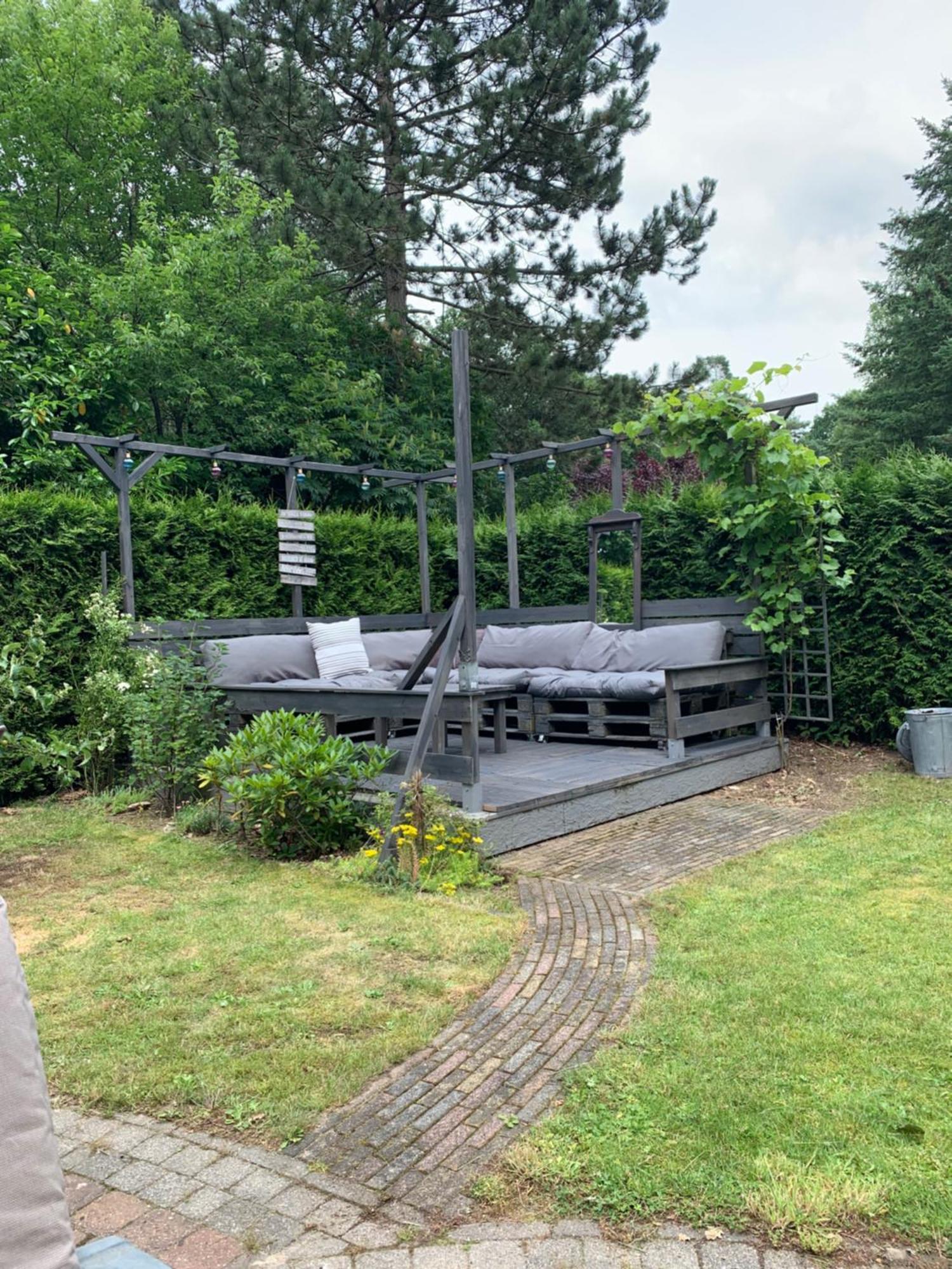 Dubbele Chalet Op Recreatiepark Topparken Op De Veluwe In Beekbergen Met Grote Vrije Tuin En Eigen Parkeerplaats Номер фото
