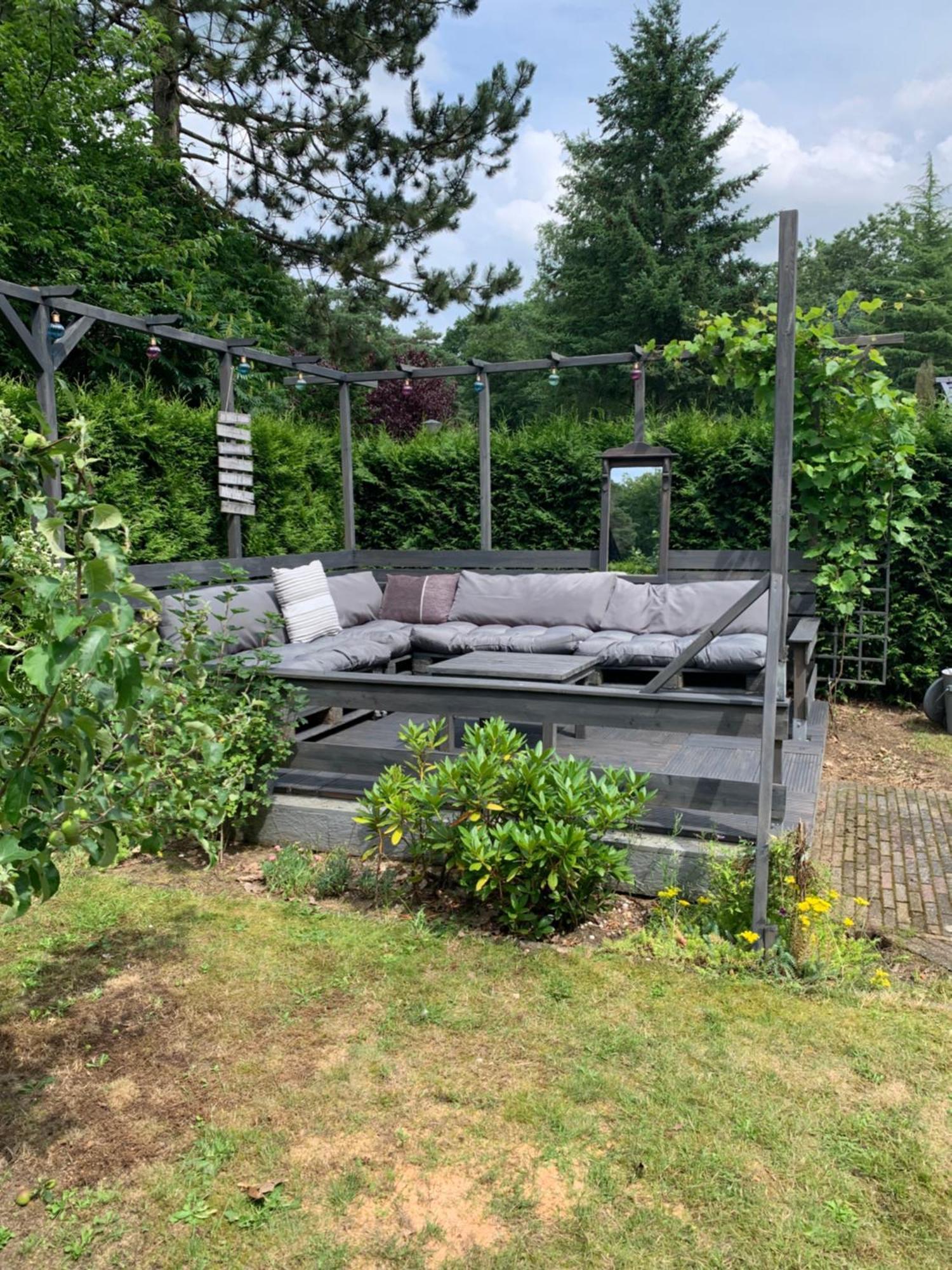 Dubbele Chalet Op Recreatiepark Topparken Op De Veluwe In Beekbergen Met Grote Vrije Tuin En Eigen Parkeerplaats Номер фото